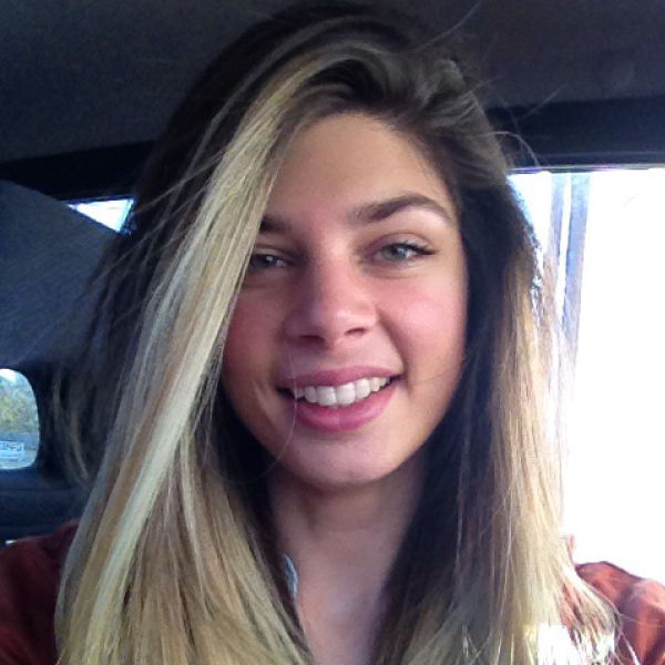 Kelli Mikhail