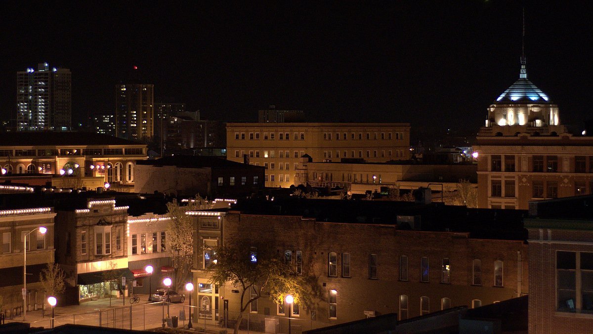champaign Urbana downtown at night