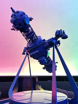 Zeiss Model M1015 star projector