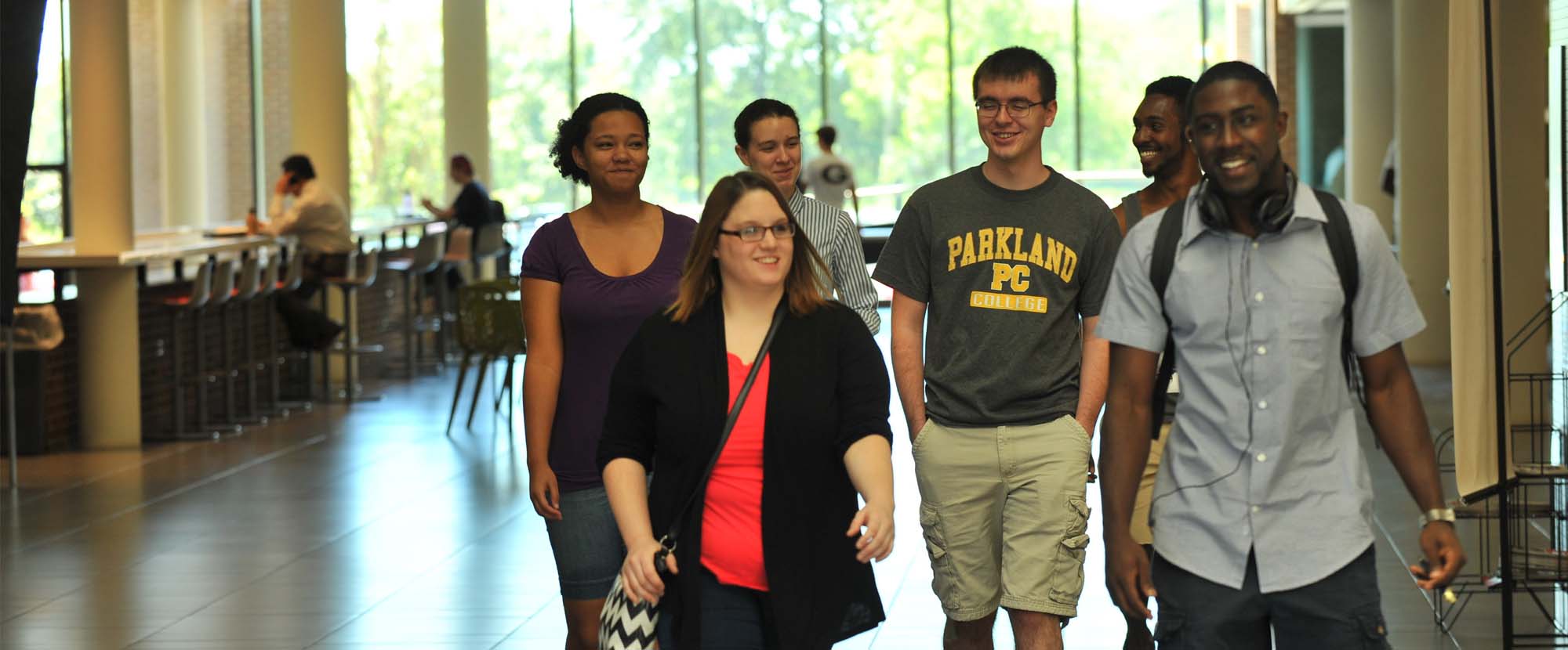 students-walking-2000x830